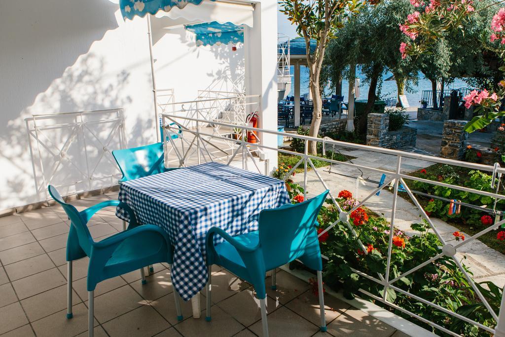 Μeltemi Apart otel Glífa Dış mekan fotoğraf