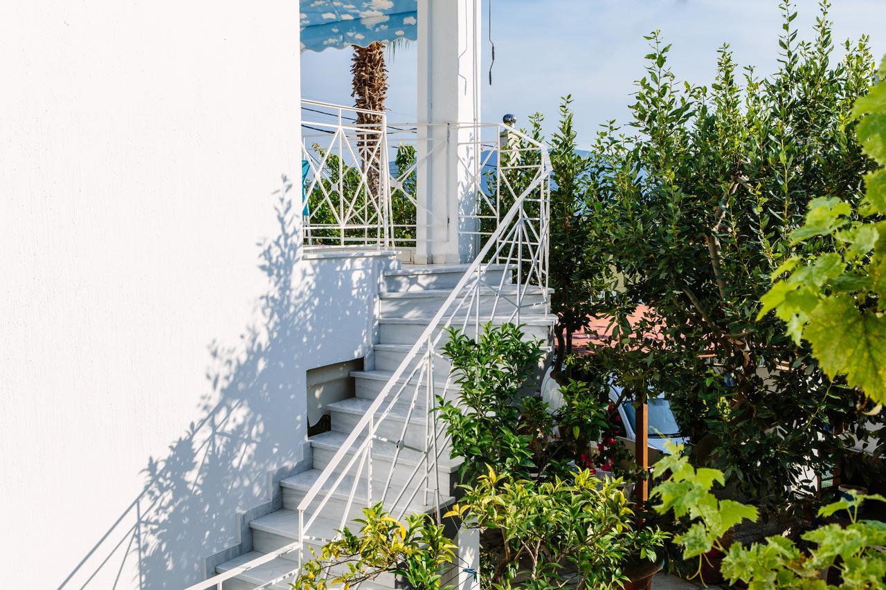 Μeltemi Apart otel Glífa Dış mekan fotoğraf